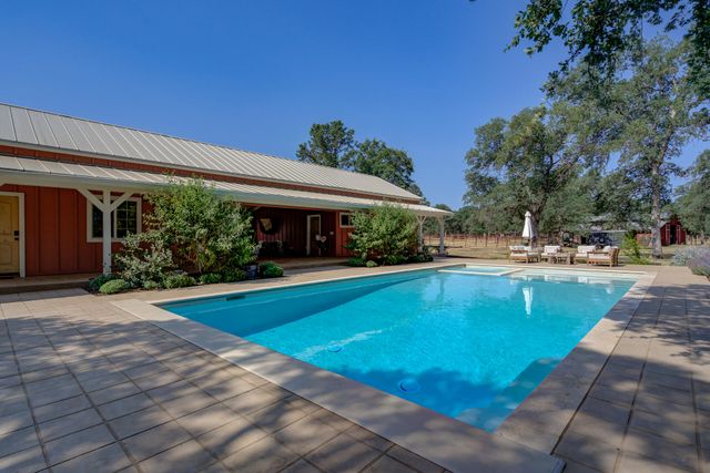 18585 & 18587 Alice Court, Cottonwood, CA 96022