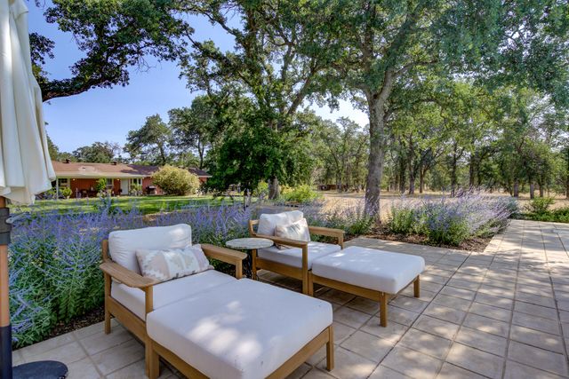 18585 & 18587 Alice Court, Cottonwood, CA 96022