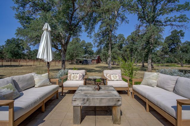 18585 & 18587 Alice Court, Cottonwood, CA 96022