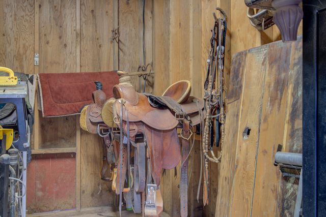 18585 & 18587 Alice Court, Cottonwood, CA 96022