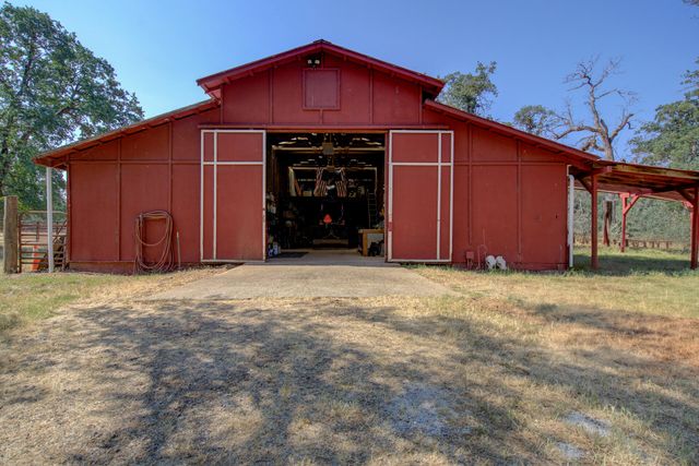 18585 & 18587 Alice Court, Cottonwood, CA 96022