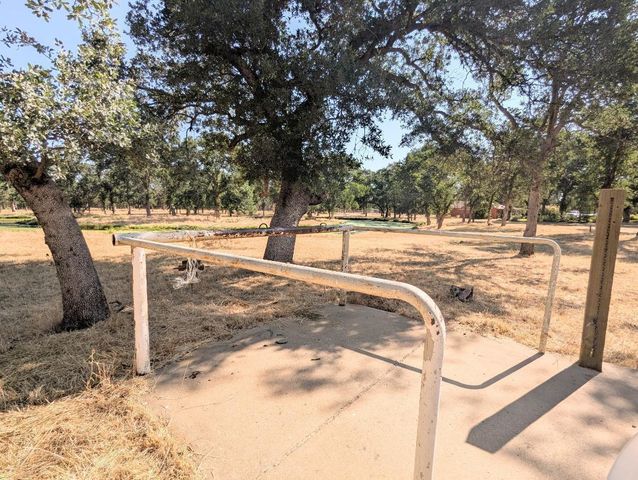 18585 & 18587 Alice Court, Cottonwood, CA 96022