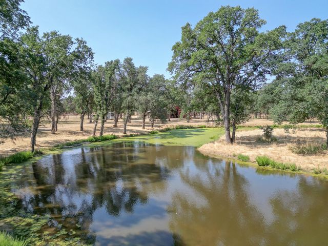 18585 & 18587 Alice Court, Cottonwood, CA 96022