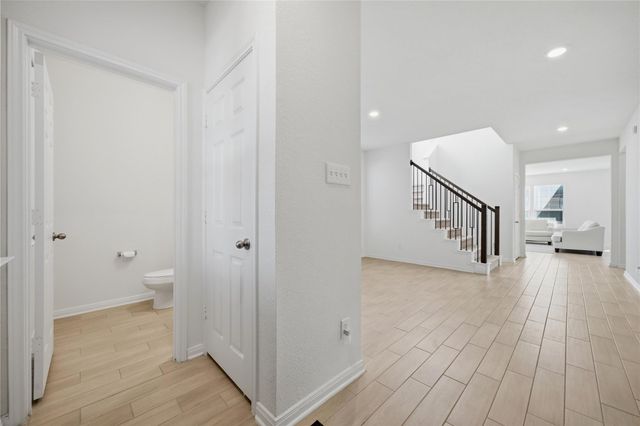 10318 Mount Winchell Drive, Iowa Colony, TX 77583