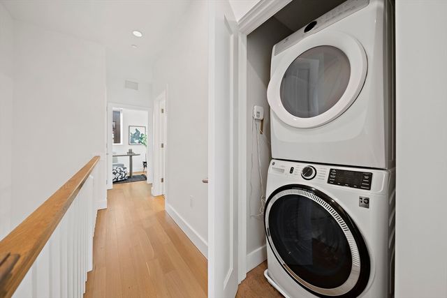 260 Beacon 201, Somerville, MA 02143