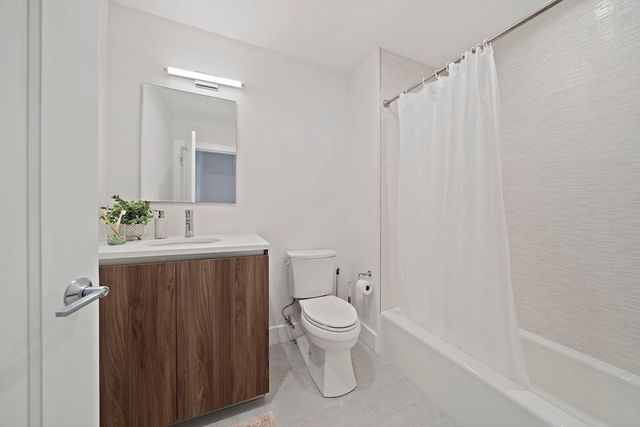 260 Beacon 201, Somerville, MA 02143