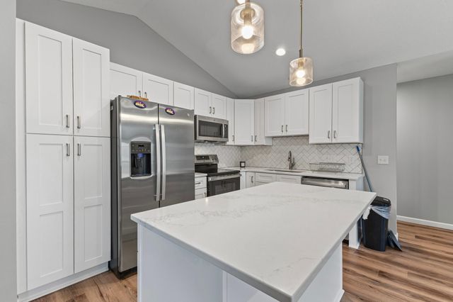 2002 Buffalo Run Road, Buffalo, MN 55313