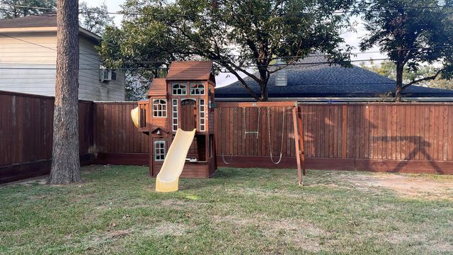 11126 Hanning Lane, Houston, TX 77041