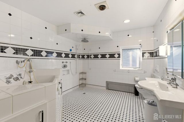 477 Lincoln Avenue, Highland Park, NJ 08904