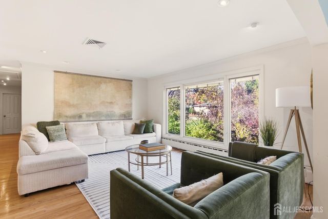 477 Lincoln Avenue, Highland Park, NJ 08904