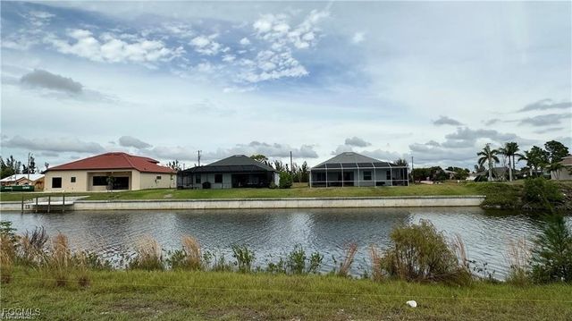 1203 Gleason PKWY, Cape Coral, FL 33914