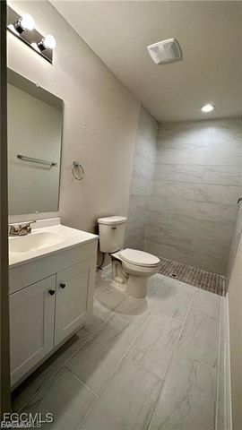 1203 Gleason PKWY, Cape Coral, FL 33914