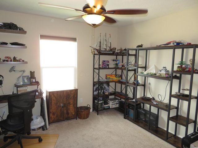 945 Farmington Lane, Delaware, OH 43015
