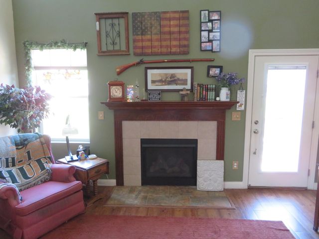 945 Farmington Lane, Delaware, OH 43015
