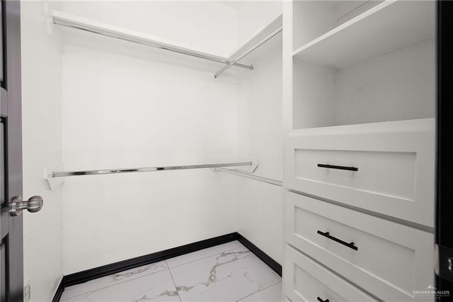 417 S Bowie Street, Elsa, TX 78543