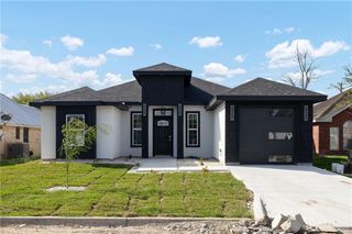 417 S Bowie Street, Elsa, TX 78543