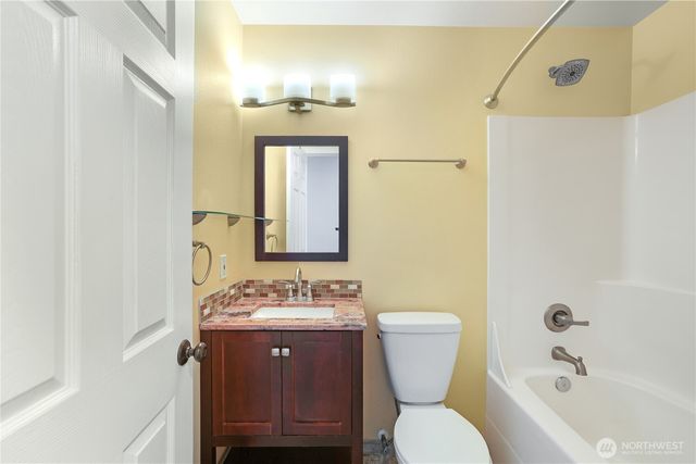1105 Boatman Avenue NW, Orting, WA 98360