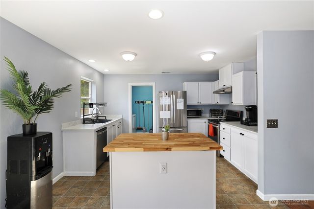 1105 Boatman Avenue NW, Orting, WA 98360
