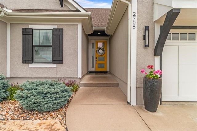 2708 SE 8th Terrace, Blue Springs, MO 64014