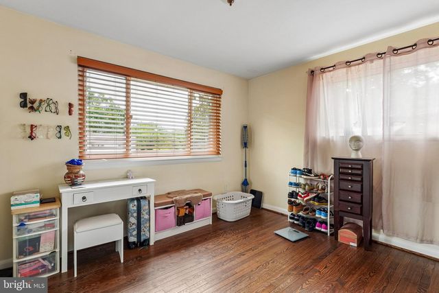 7301 SHEFFIELD DR, Temple Hills, MD 20748