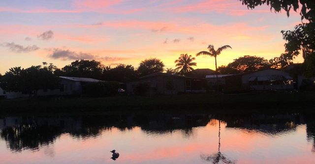 679 Sunny S Avenue, Boynton Beach, FL 33436