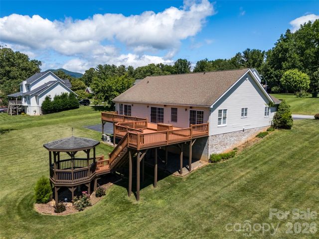117 Caldonia Drive, Candler, NC 28715