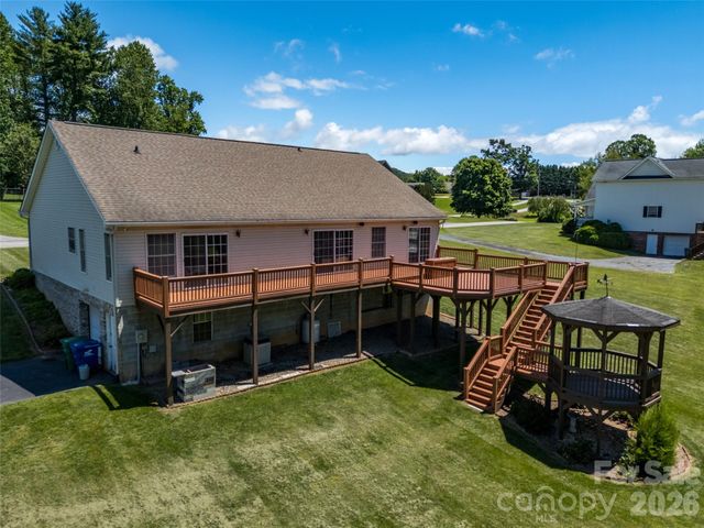 117 Caldonia Drive, Candler, NC 28715