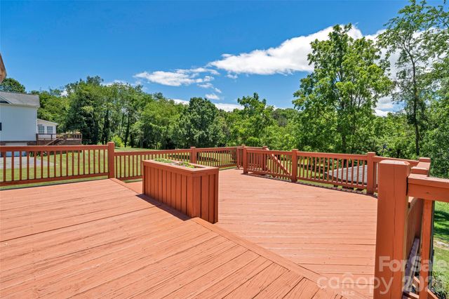 117 Caldonia Drive, Candler, NC 28715