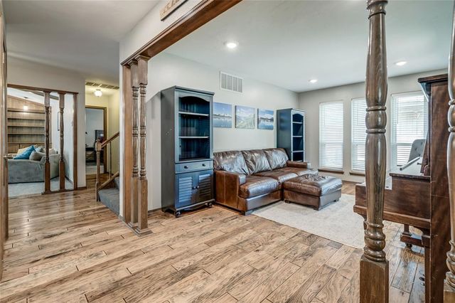 3604 Walking Sky Road, Edmond, OK 73013