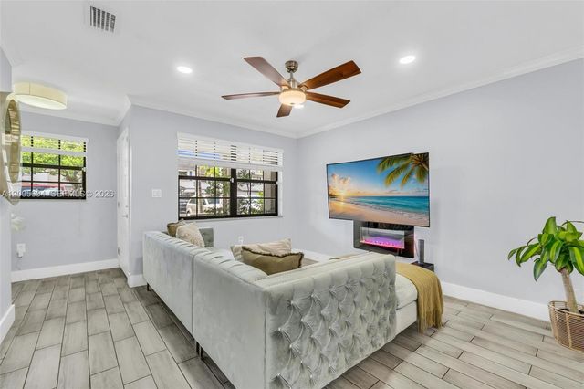 11159 SW 154th Pl, Miami, FL 33196