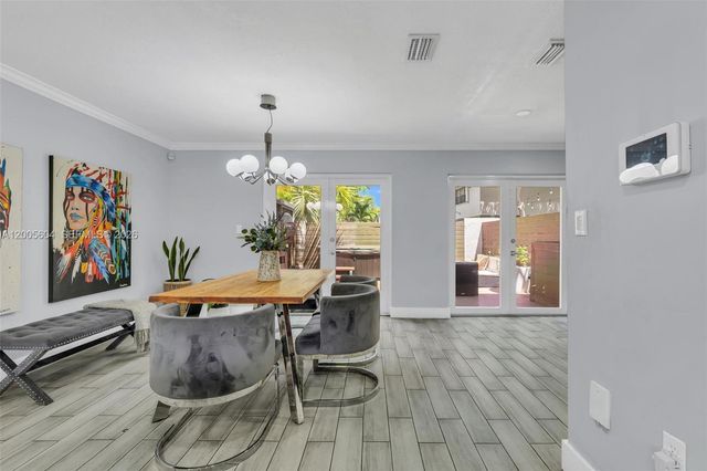 11159 SW 154th Pl, Miami, FL 33196