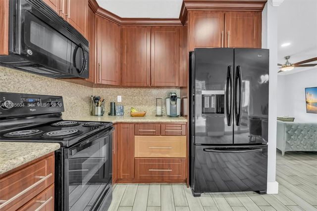 11159 SW 154th Pl, Miami, FL 33196