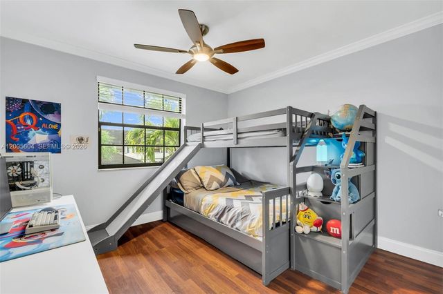 11159 SW 154th Pl, Miami, FL 33196