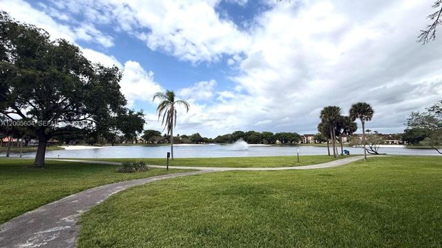 11159 SW 154th Pl, Miami, FL 33196