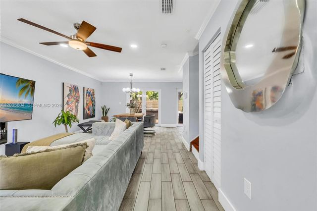 11159 SW 154th Pl, Miami, FL 33196