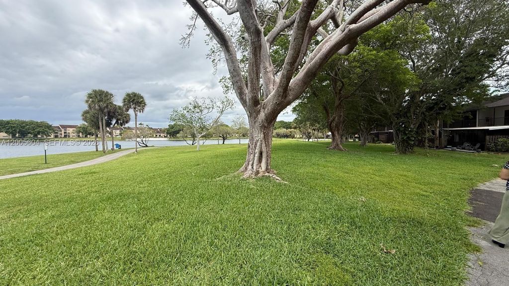 11159 SW 154th Pl, Miami, FL 33196