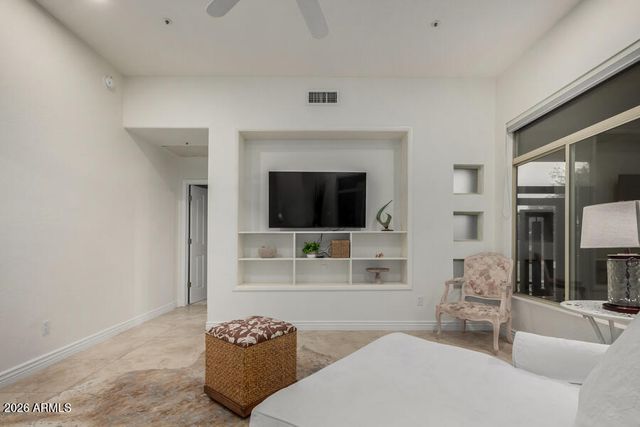 6711 E CAMELBACK Road 31, Scottsdale, AZ 85251