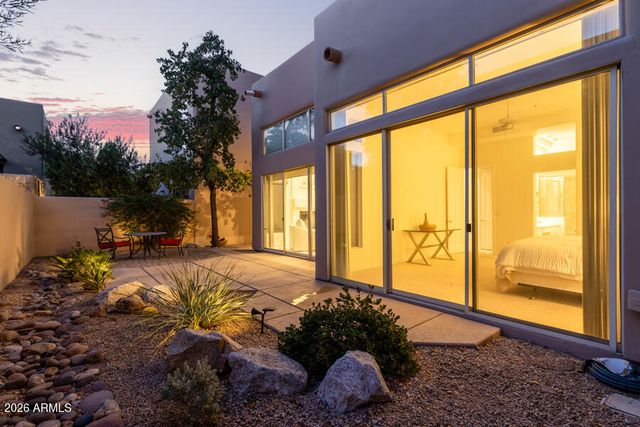 6711 E CAMELBACK Road 31, Scottsdale, AZ 85251