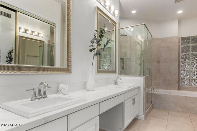 6711 E CAMELBACK Road 31, Scottsdale, AZ 85251