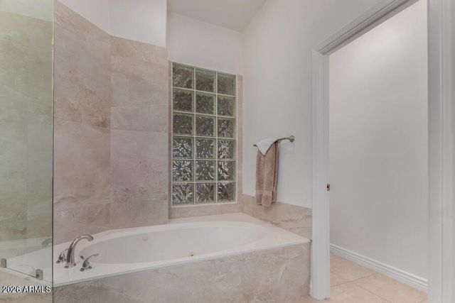 6711 E CAMELBACK Road 31, Scottsdale, AZ 85251