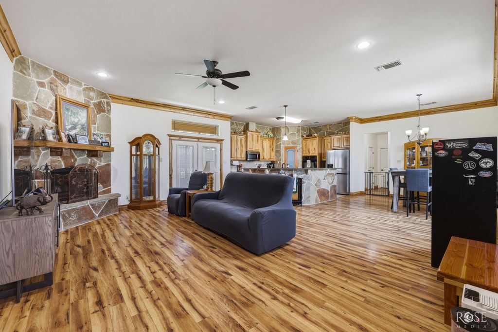 Image 10 of property listing at 3219 Lakota Lane, San Angelo, TX 76901
