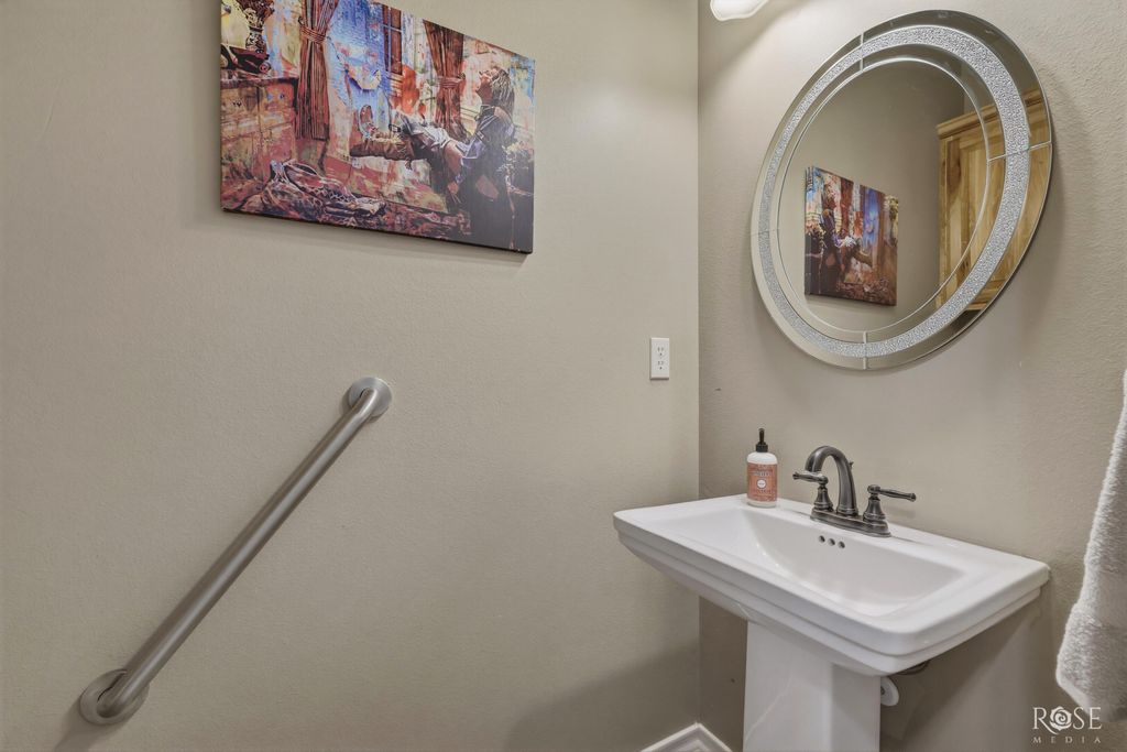 Image 29 of property listing at 3219 Lakota Lane, San Angelo, TX 76901