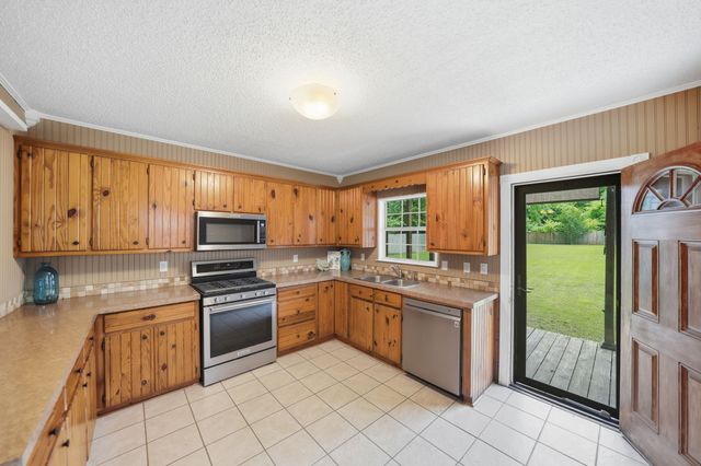 208 Frisco Street, Cumby, TX 75433