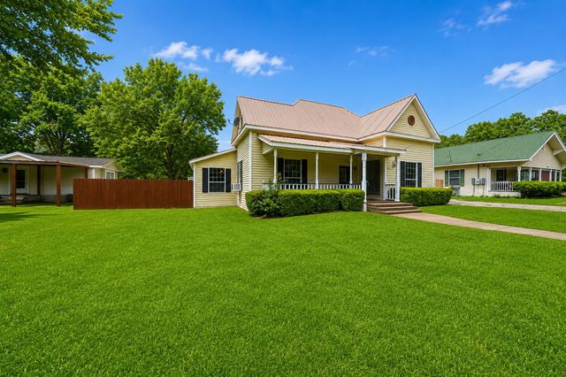 208 Frisco Street, Cumby, TX 75433