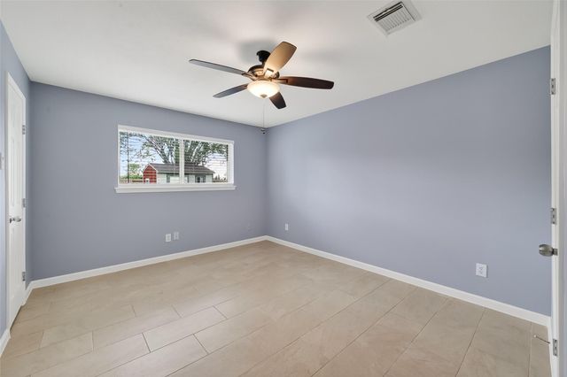 5258 Castlecreek Lane, Houston, TX 77053