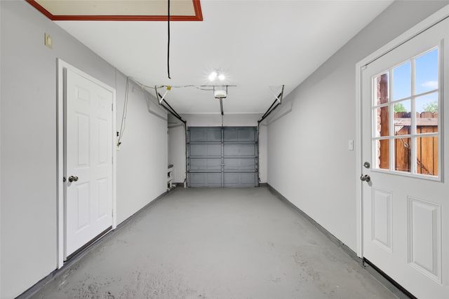 5258 Castlecreek Lane, Houston, TX 77053