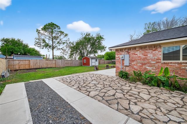 5258 Castlecreek Lane, Houston, TX 77053