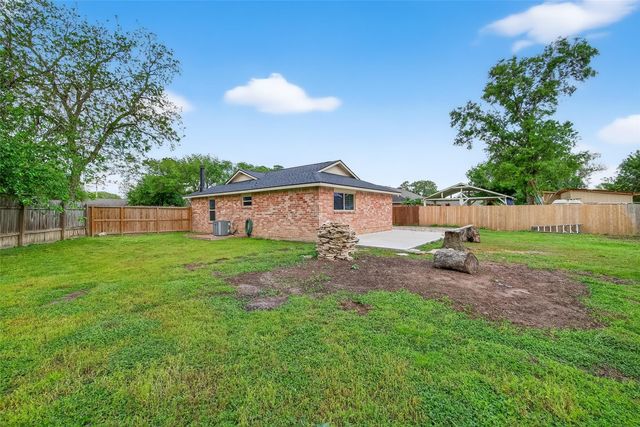 5258 Castlecreek Lane, Houston, TX 77053