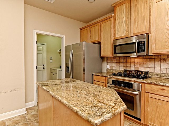 230 Sunrise Ridge LOOP, Austin, TX 78738