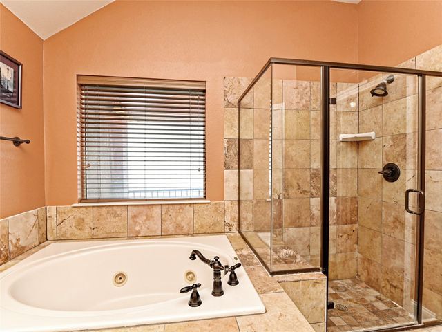 230 Sunrise Ridge LOOP, Austin, TX 78738